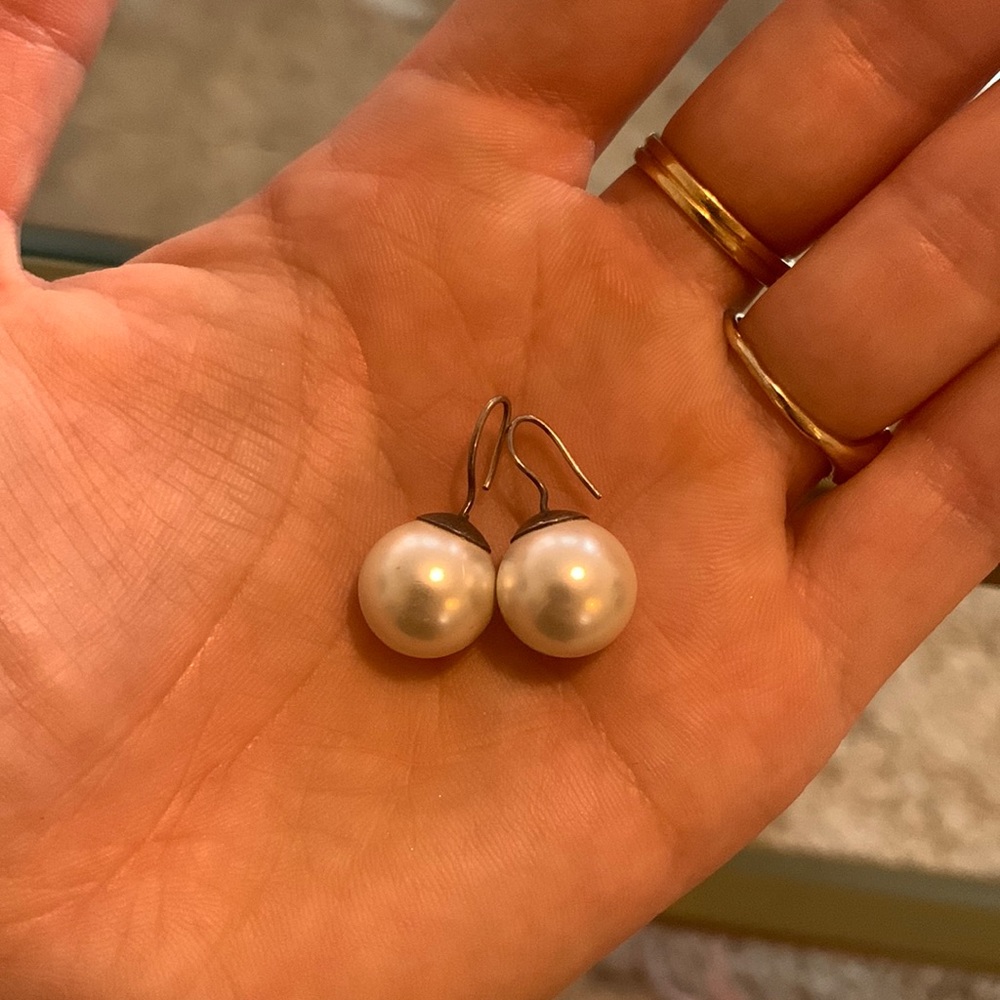 Pearl earrings - perfect for work (not real pearls)